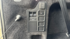 Land Rover Discovery 3.0 P360 R-Dynamic SE 5dr Auto Petrol Station Wagon